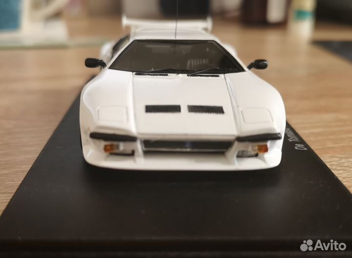 1/43 De Tomaso Pantera GT5S Spark