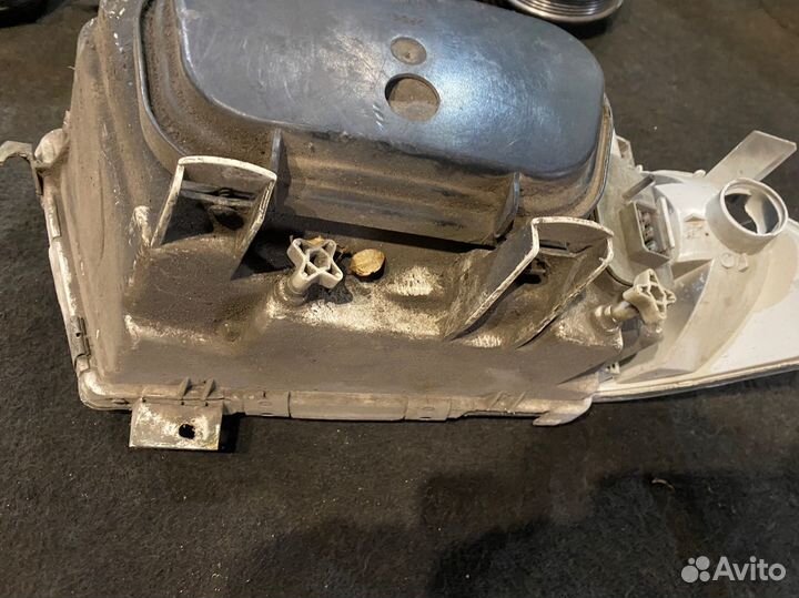 Левая фара Mercedes Sprinter 901-905 до 2000