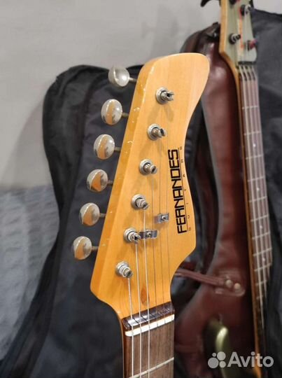 Электро гитара, 2002г