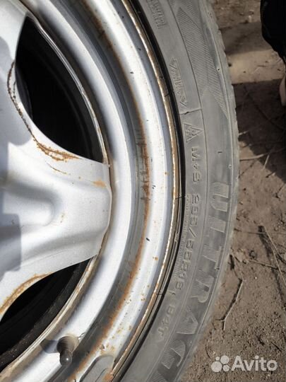Goodyear Ultragrip Ice Arctic 205/55 R16