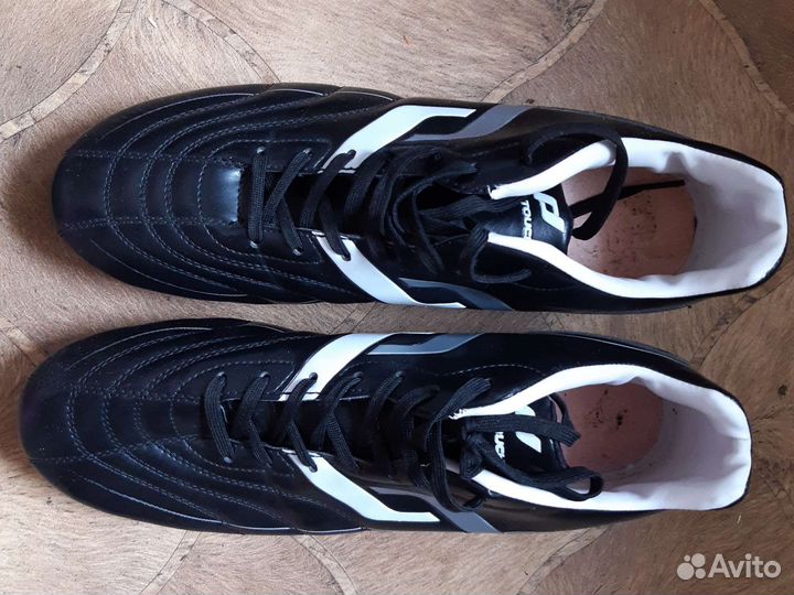 Футбольные бутсы р 45-46 профессиональные