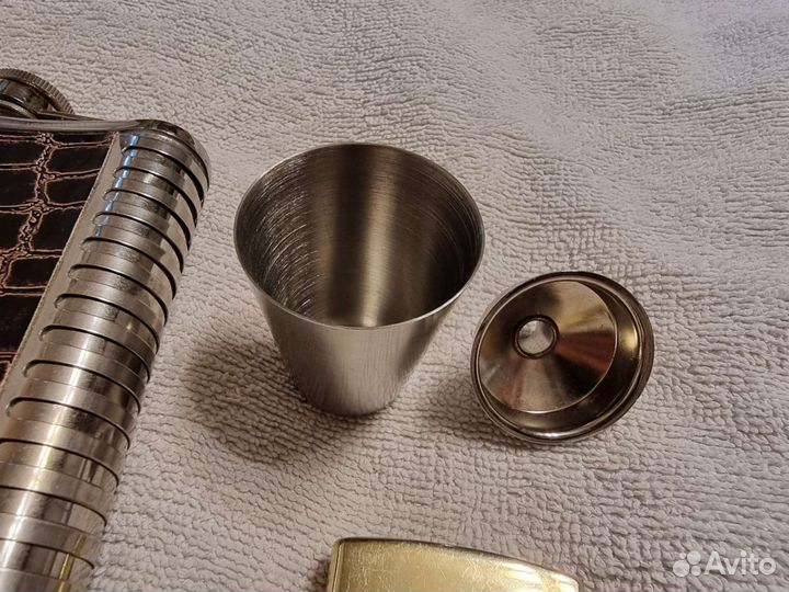 Мужской набор: фляжка, рюмка, воронка, зажигалка