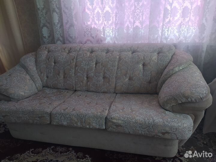 Диван с креслами