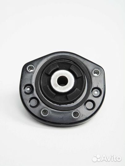 Опора переднего амортизатора на Merc Sprinter 906