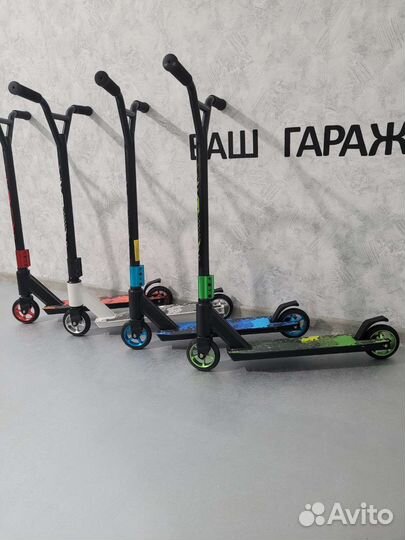 Самокат трюковой новый