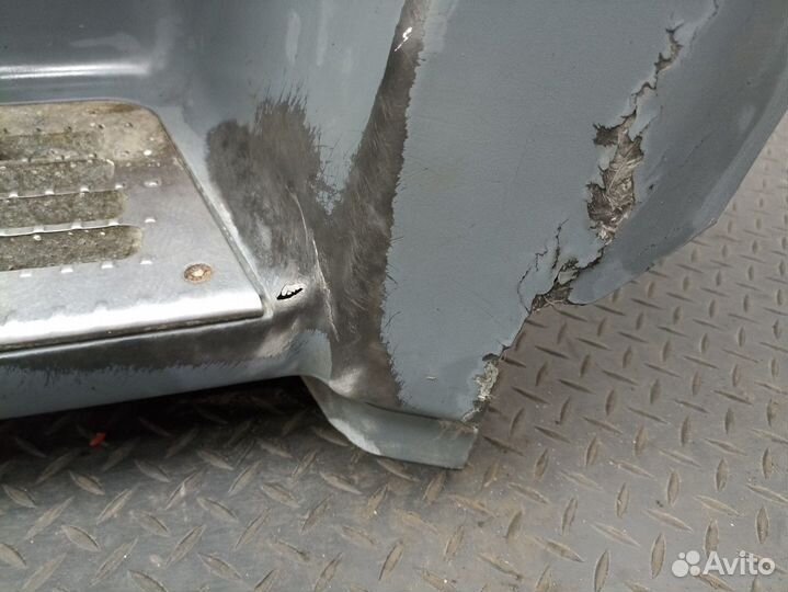 Корпус подножки левый Daf XF105, Daf XF95