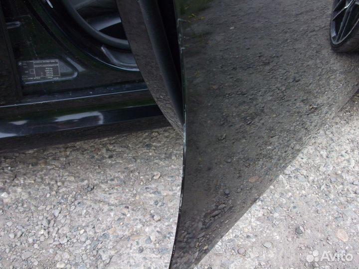 Дверь передняя правая BMW E90