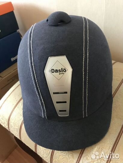 Шлем для занятий конным спортом