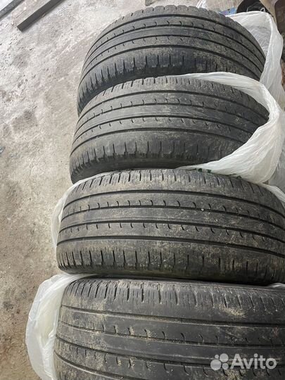 Goodyear EfficientGrip SUV 4x4 235/55 R18 100V