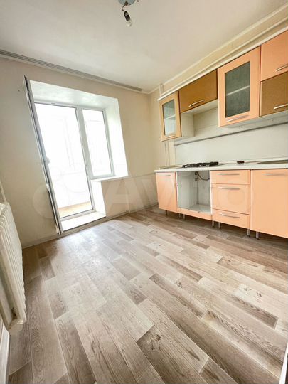 3-к. квартира, 67,3 м², 1/5 эт.