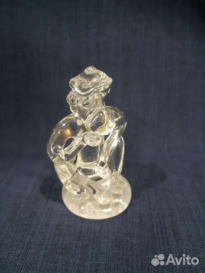 Стеклянные статуэтки Козерог и Обезьяна