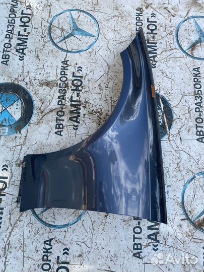 W218 C218 CLS Рест крыло переднее левое 755U