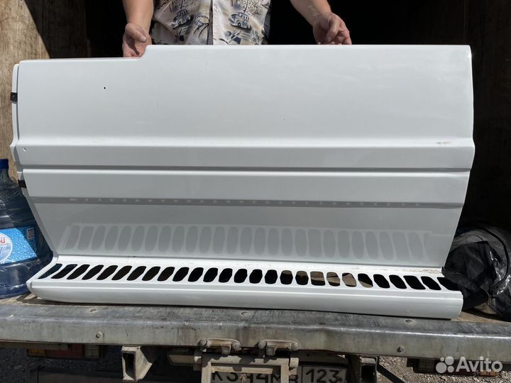 Freightliner. Боковые спойлера