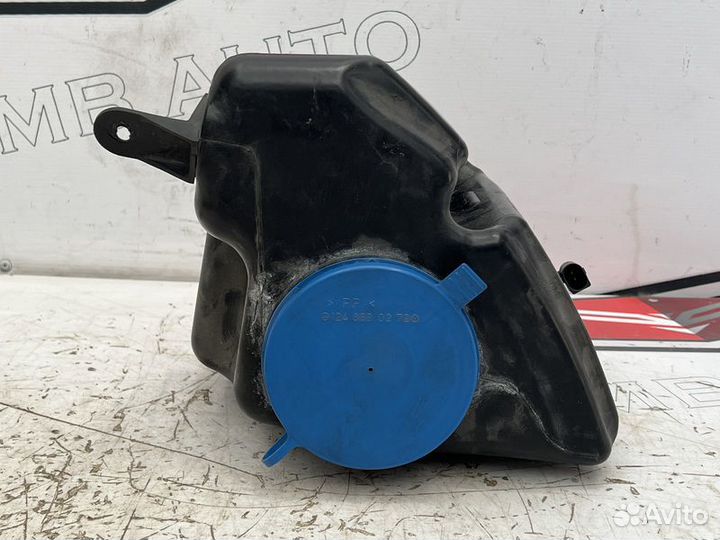 Бачок омывателя лобового стекла Мерседес W221