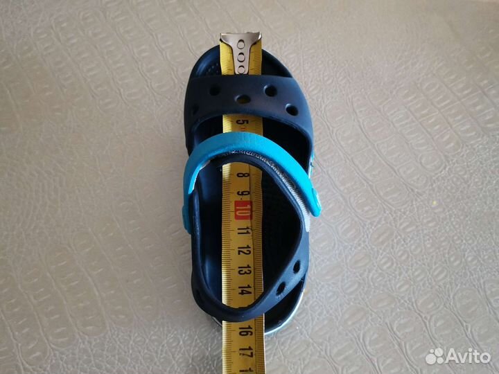 Детские сандали