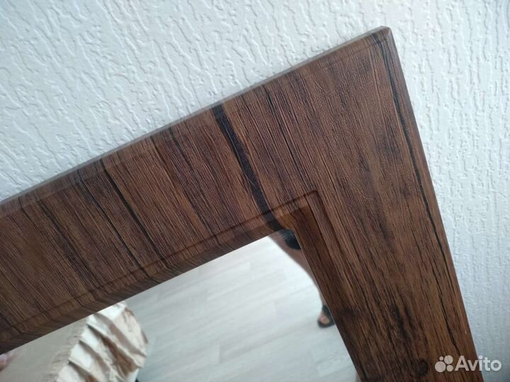 Зеркало в рамке