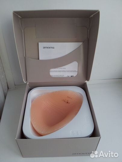 Протез молочной железы левый. Размер 3