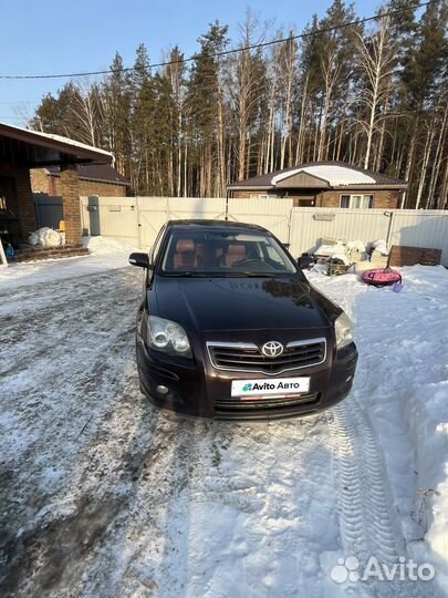 Toyota Avensis 1.8 МТ, 2006, 320 000 км