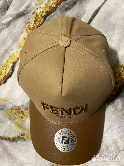 Кепка бейсболка Fendi