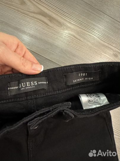 Джинсы Guess женские