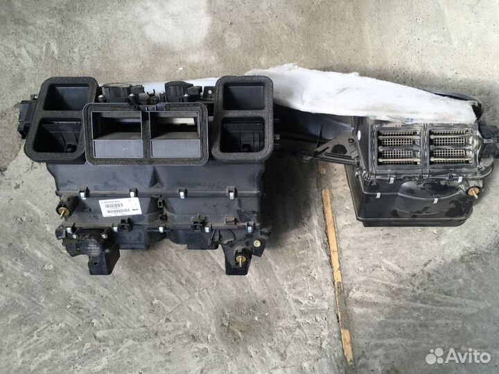 Отопитель в сборе (печка) Mercedes-Benz CLS-Класс