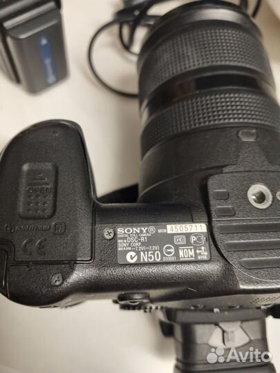 Фотоаппарат sony cyber shot dsc-r1