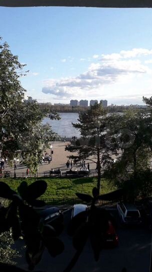 3-к. квартира, 65 м², 4/4 эт.