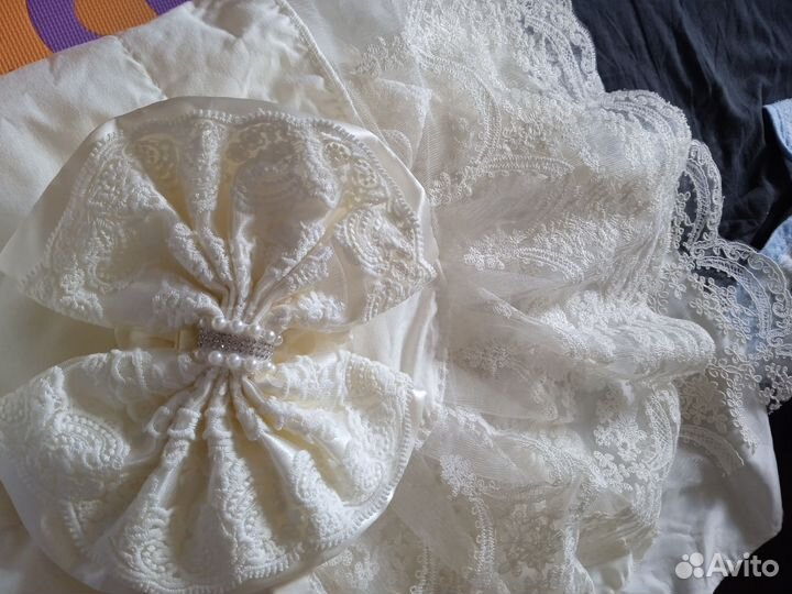 Уголок и бантик для выписки к одеялку