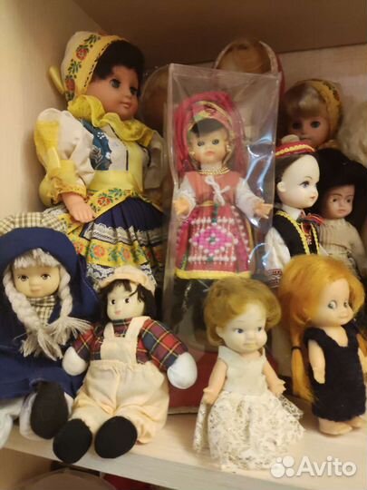 Кукла старая