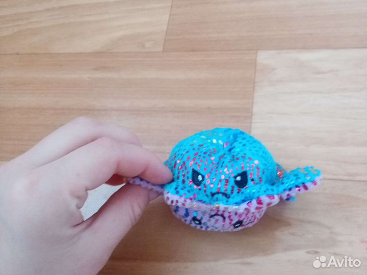 Игрушки маленькие