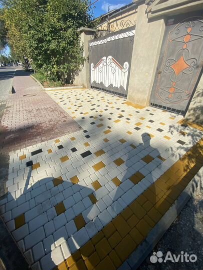 Укладка тротуарной плитки