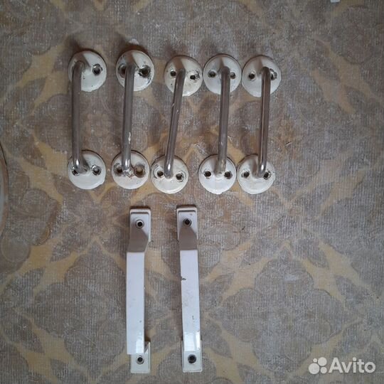 Дверные ручки