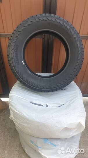 Kumho Road Venture AT52 265/60 R18