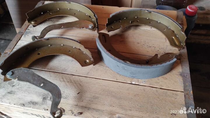 Задние тормозные колодки для Nissan/ Chrysler