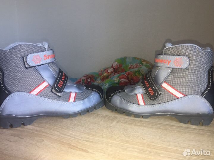 Лыжные ботинки spine