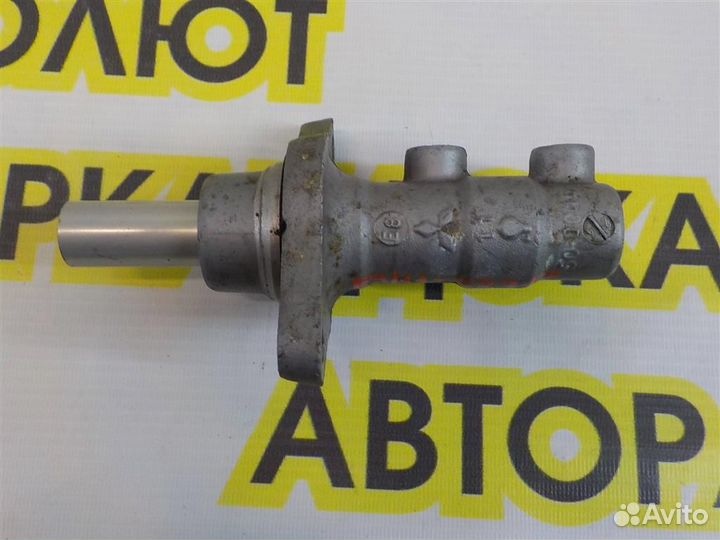 Цилиндр тормозной главный Mitsubishi Lancer 10 (C