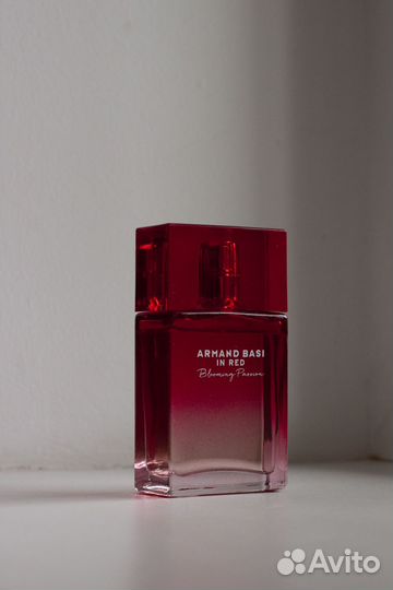 Armand basi in red blooming passion туалетная вода