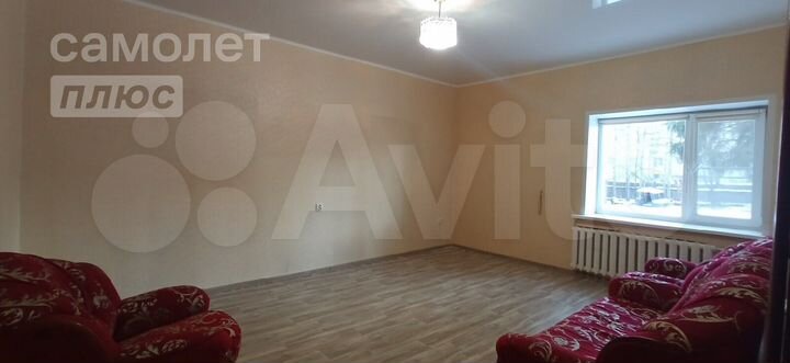 3-к. квартира, 71,3 м², 1/2 эт.