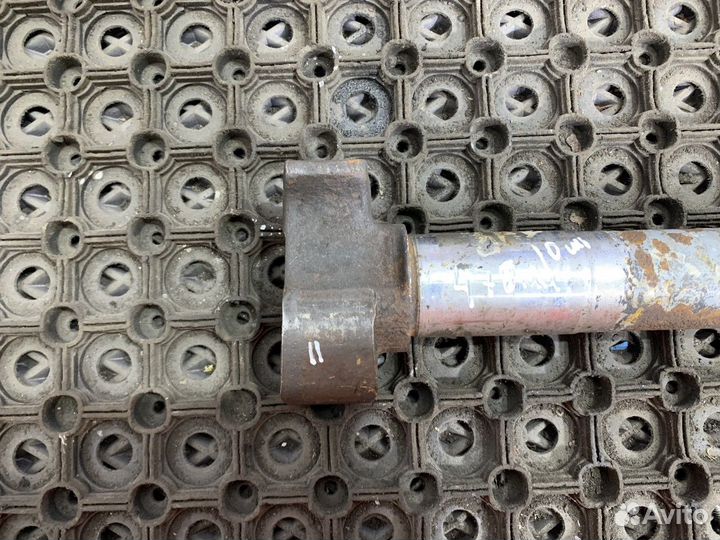 Вал тормозной левый задний