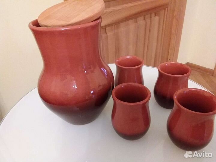 Глиняный кувшин и 4 стаканчика
