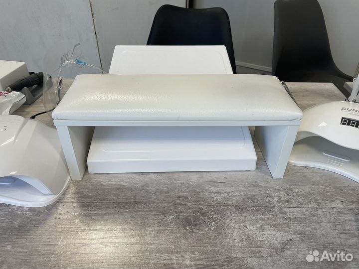 Подставка для рук маникюрная