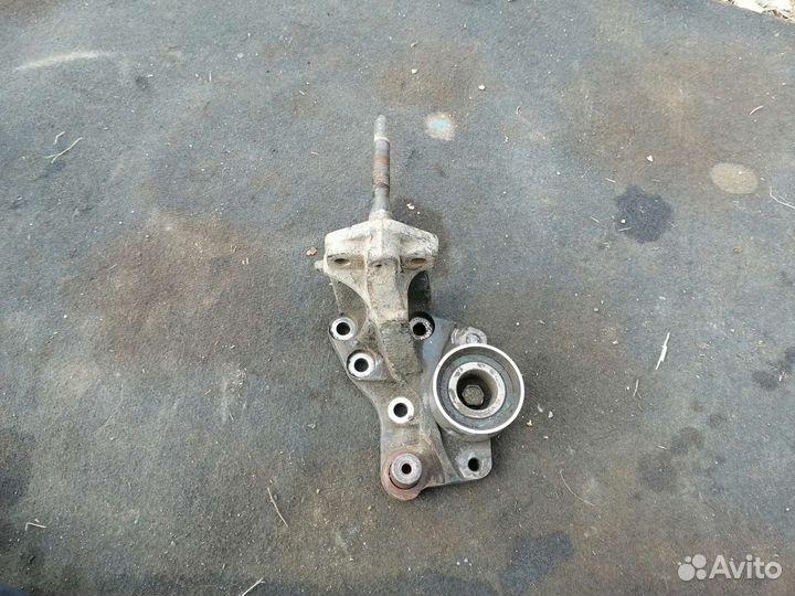 Кронштейн двигателя правый Hyundai sonata 4