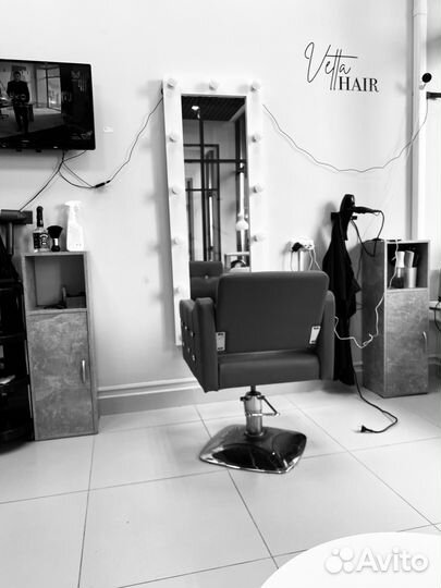 Парикмахер универсал стрижки окрашивание волос