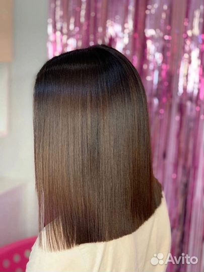 Кератиновое выпрямление волос