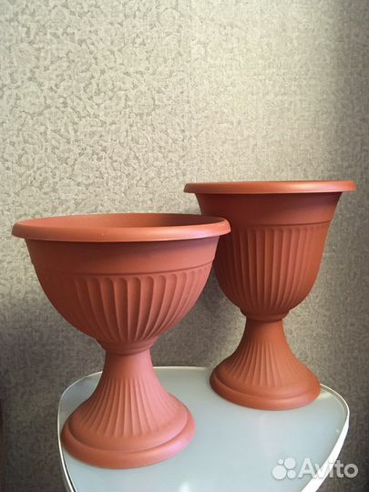 Горшки / вазоны садовые большие