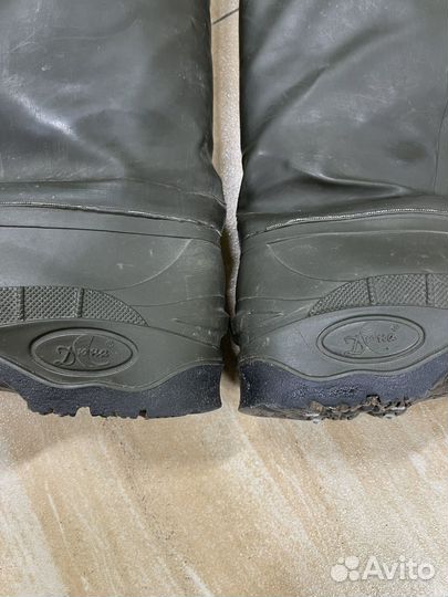 Рыбацкие зимние сапоги на шипах