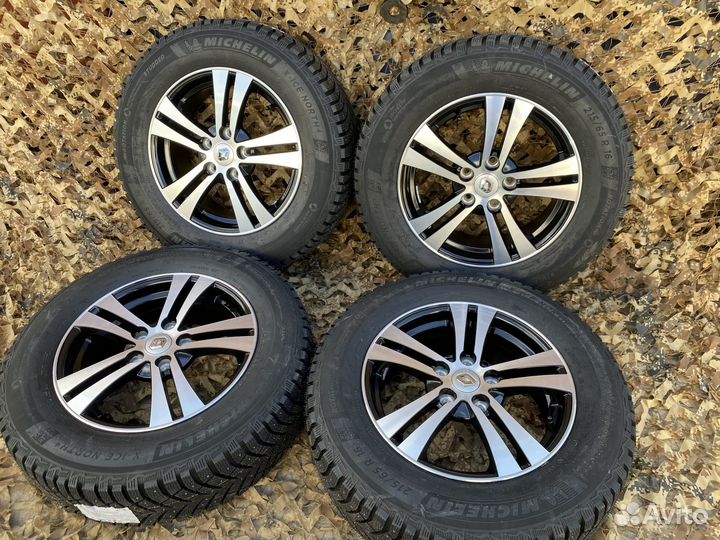 Новые диски оригинал Duster Kaptur + шины Michelin