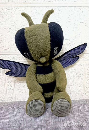 Оса тактическая. Пчела тактическая