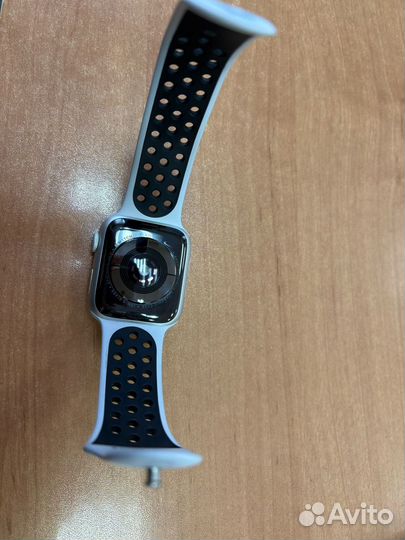 Часы apple watch 5 44 mm nike