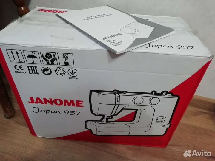 Швейная машина Janome japan 957